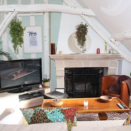 Charmant Appartement Vieux Тур Екстериор снимка